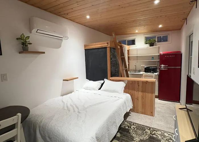 Guest house Backyard Tinyhome Phoenix